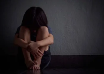 Homem beija menina de 11 anos à força e é condenado a pagar R$ 75 mil