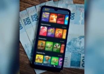 MPRJ faz operação contra bets ilegais que deram golpe de R$ 1,4 bilhão