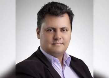 Delegado da PF é alvo de operação por vazamento de informações