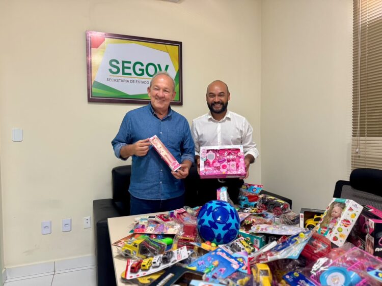 Assistência social estadual recebe 500 brinquedos da Segov arrecadados na 1ª Corrida da Amazônia
