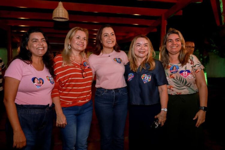 Encontro com tradicionais famílias fortalece campanha de Mailza à reeleição no Acre