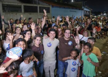 Diante de 300 pessoas, Jenilson Leite oficializa apoio à candidatura de Fábio Rueda a deputado federal