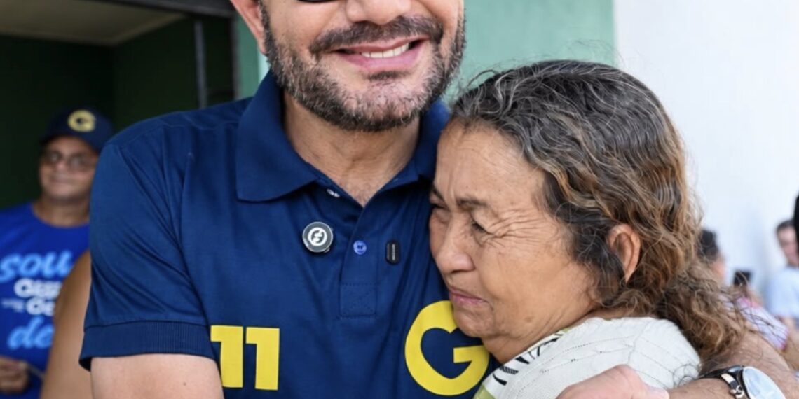 Nas ruas do Calafate, Gladson Cameli festeja liderança isolada na corrida ao Senado