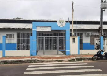 Adolescente é apreendido após furtar iPhone de colega dentro de escola em Cruzeiro do Sul