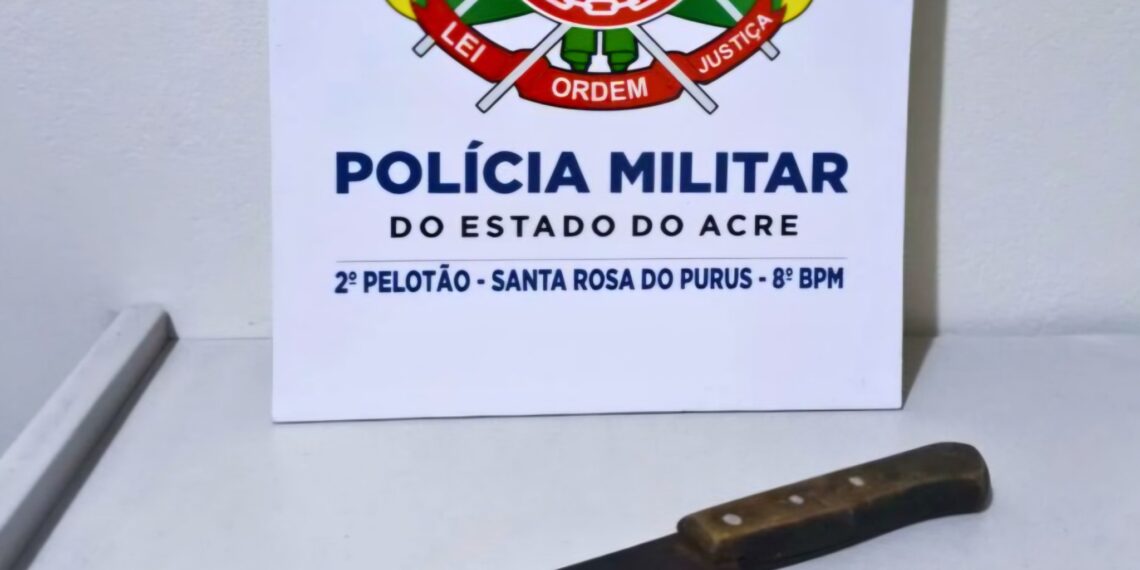 Suspeito de matar homem com facada no abdômen durante bebedeira se entrega à polícia no AC