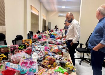Assistência social estadual recebe 500 brinquedos da Segov arrecadados na 1ª Corrida da Amazônia