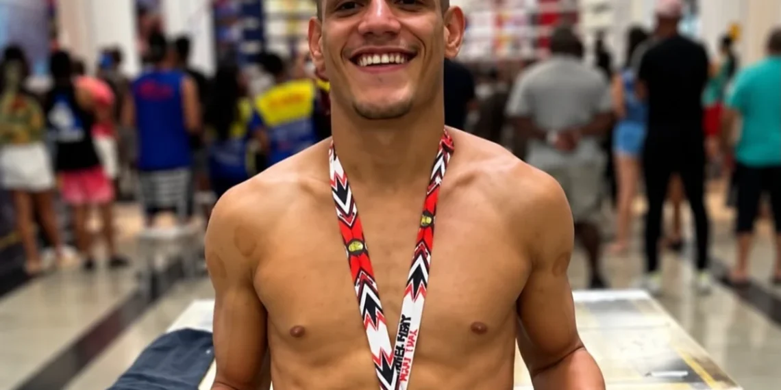 Lutador de muay thai é morto a tiros dentro de bar no Rio de Janeiro