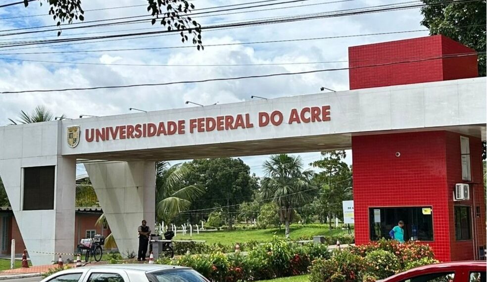 Professor da Ufac é afastado após denúncia de assédio feita por estudante: ‘Minha vida foi destruída’