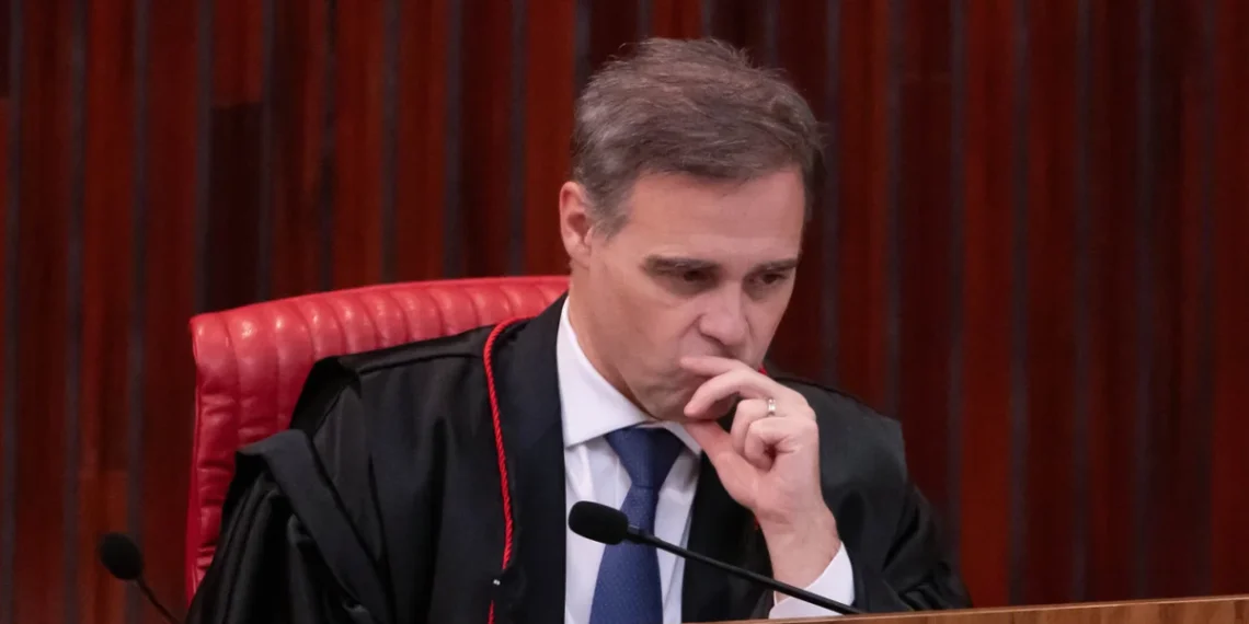 Mendonça vota por proibição de posts sobre Nossa Senhora: “Não é censura”