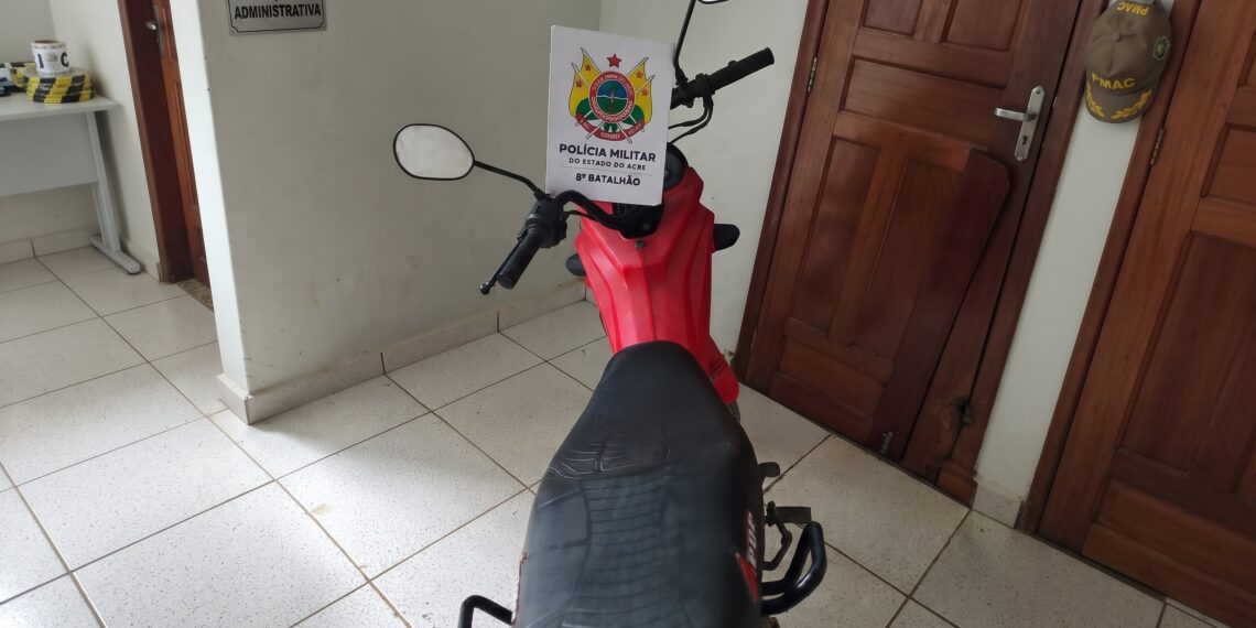 Patrulha Rural da PM encontra motocicleta com registro de roubo às margens da BR-364