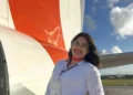 Da infância humilde à aviação: acreana retorna a Rio Branco como comissária da Gol