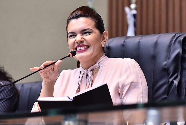 Alessandra Campêlo faz história e é eleita primeira vice-governadora do Amazonas