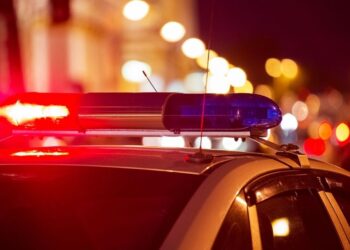 Suspeito invade residência e mata homem a tiros em Capixaba