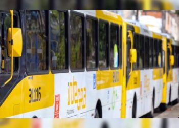 Áudio detalha suposta ação para adesivar ônibus durante eleição em Salvador. Ouça
