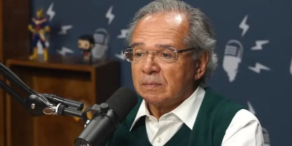 PF investiga Paulo Guedes por crime contra o sistema financeiro