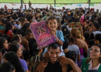 Governo do Acre lança campanha Faça uma Criança Sorrir para arrecadar brinquedos