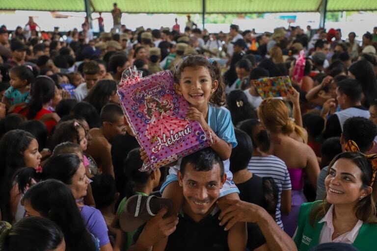 Governo do Acre lança campanha Faça uma Criança Sorrir para arrecadar brinquedos