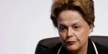 CVM absolve Dilma no caso da compra da refinaria de Pasadena pela Petrobras