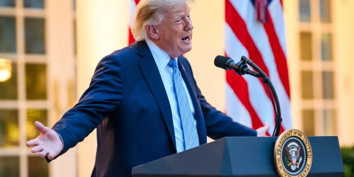 Aprovação de Trump cai para 31%, menor nível de seu mandato