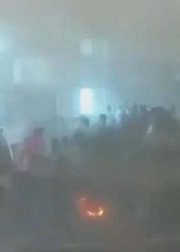 Imagens mostram momento em que míssil atinge aeroporto da Arábia Saudita. Veja vídeo