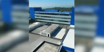Torcedor é baleado em confronto de organizadas antes de Vasco x Flamengo