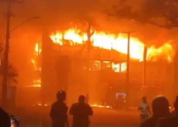 Incêndio atinge prédio de inovação da UFPE, no Recife. Veja vídeo