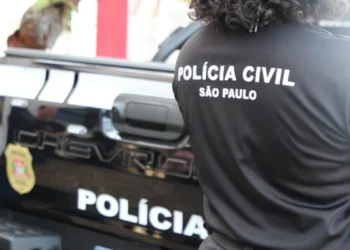 Polícia derruba esquema de cambistas que usava robôs para comprar ingressos